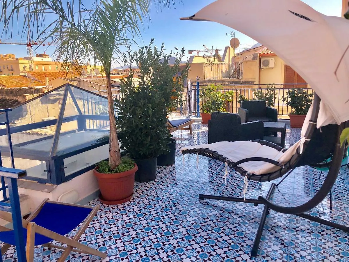 Charming Loft Con Terrazze Al Teatro Massimo location